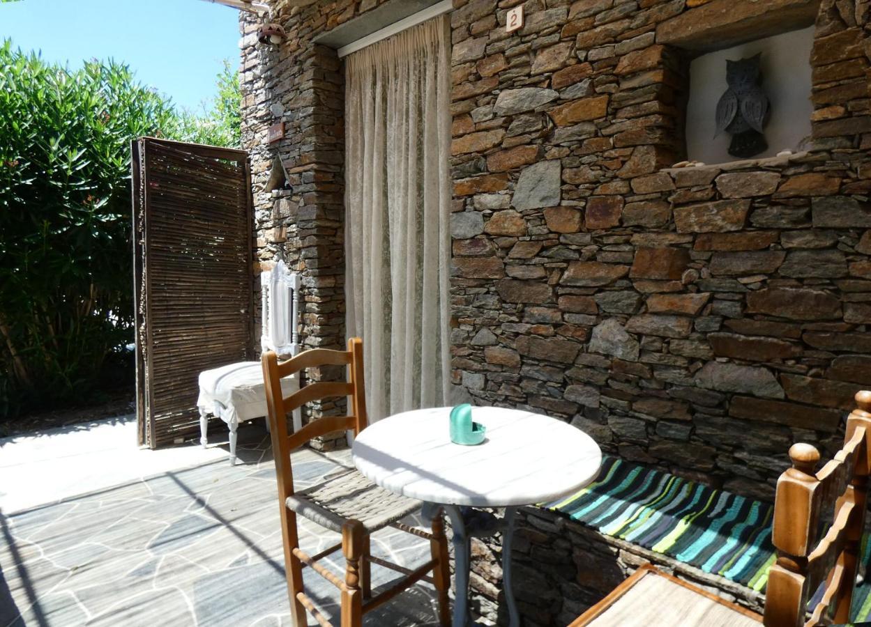 Το Κατἑ Aparthotel Artemonas Екстериор снимка