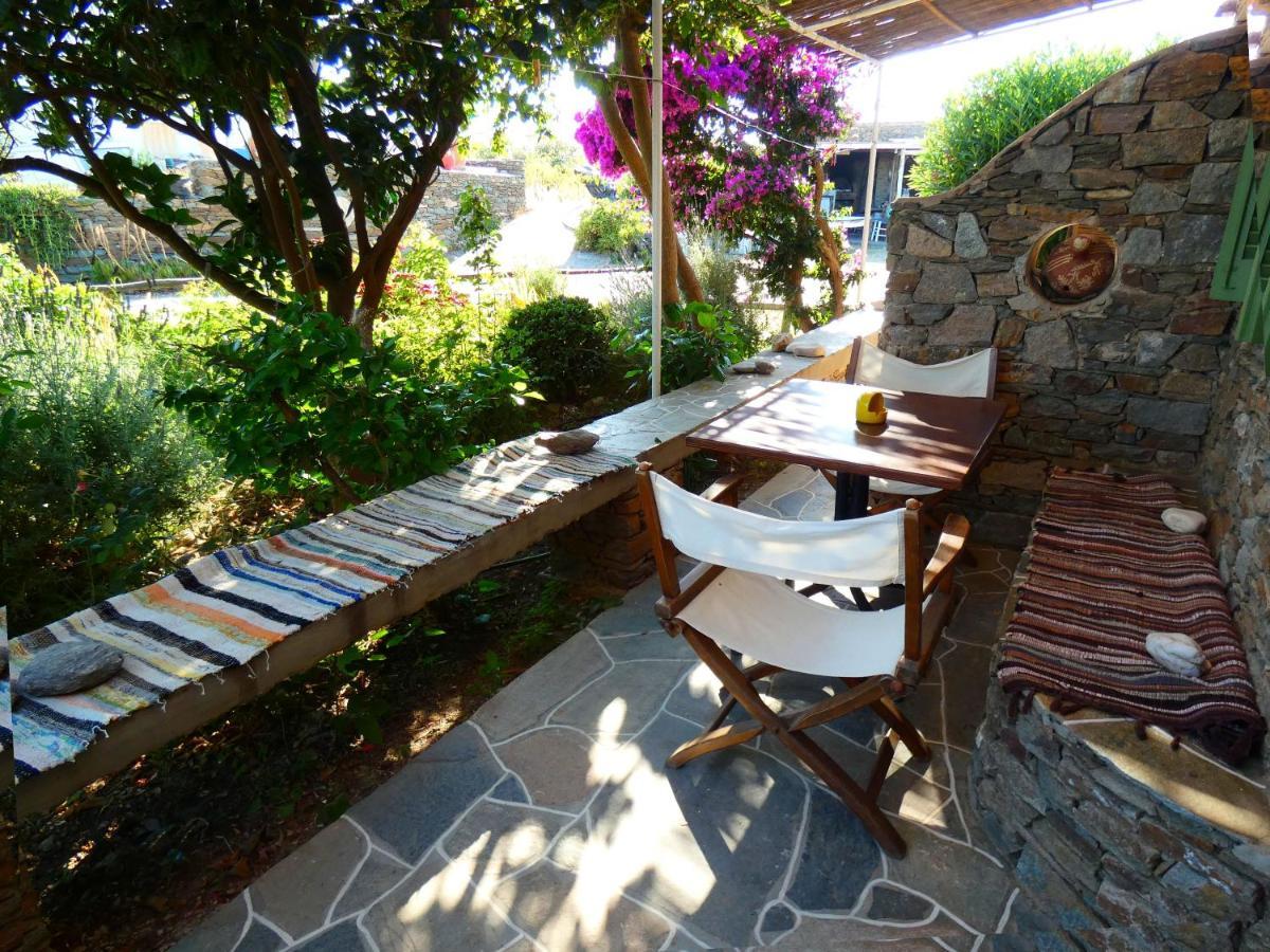 Το Κατἑ Aparthotel Artemonas Екстериор снимка