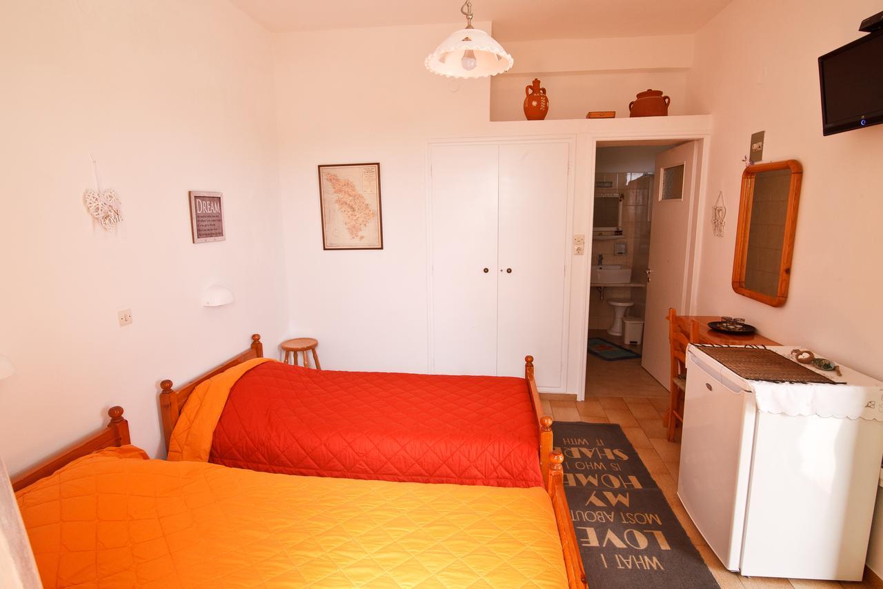 Το Κατἑ Aparthotel Artemonas Екстериор снимка